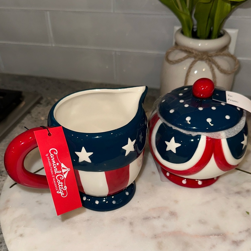 NWT Johanna Parker Carnival Cottage Patriotic America July 4th Sugar Creamer Set - Picture 2 of 6